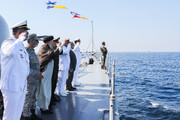 رییس ‌جمهور از رژه یگان‌های نمونه نیروی دریایی ارتش بازدید کرد