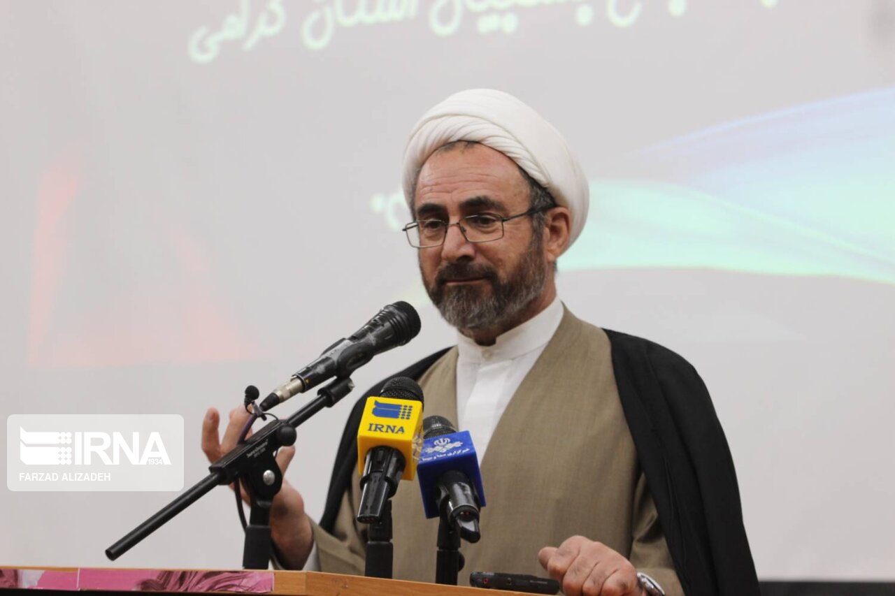 ایران اسلامی، آمریکا را به عقب رانده است