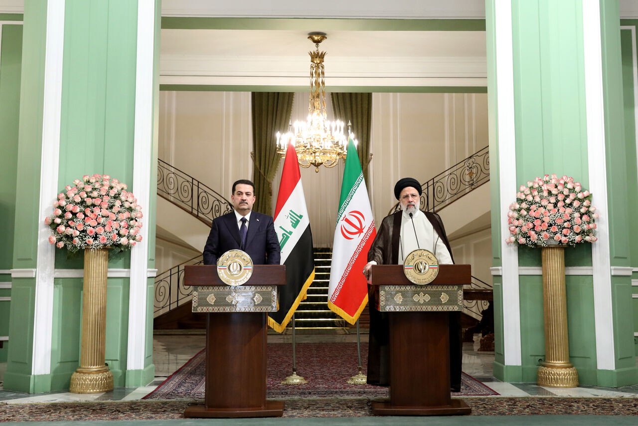 ایران عراق معاہدوں کے درمیان دہشت گردوں کے خلاف جنگ ہے: صدر رئیسی