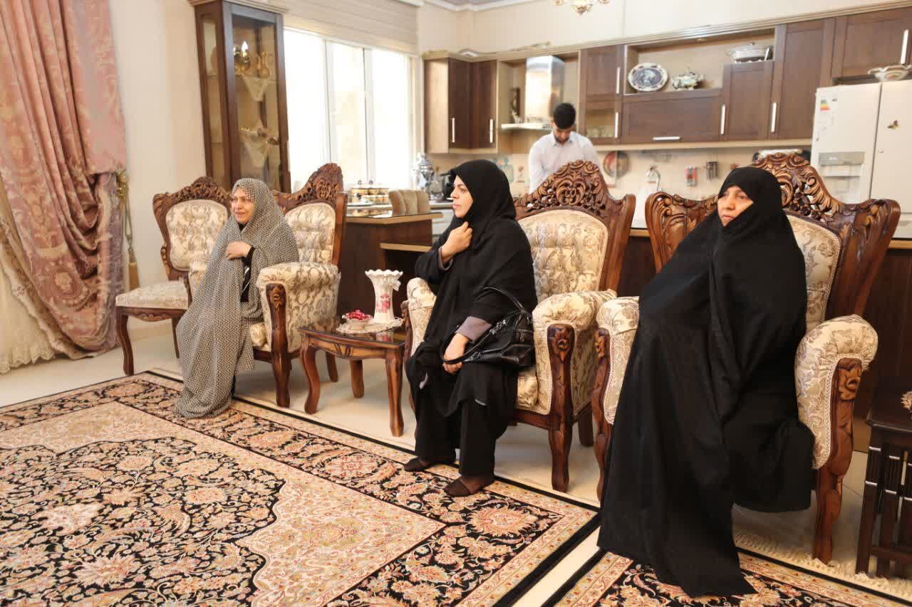 همسران جانبازان، پرستاران گمنام دفاع مقدس و انقلاب اسلامی هستند