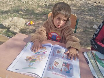 ۱۴ میلیارد ریال اعتبار و تجهیزات در مدارس عشایر قزوین توزیع شد