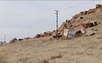 فیلم/ بهمن سنگ؛ پدیده طبیعی در حاشیه جاده "باغلق" خراسان شمالی