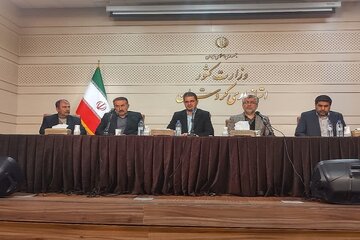 استاندار کردستان: اجرای مصوبات سفر رییس جمهور در اولویت کار مدیران قرار گیرد