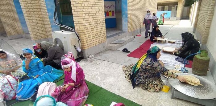 دانشآموزان دختر گناوه یک روز زندگی با عشایر را تجربه کردند