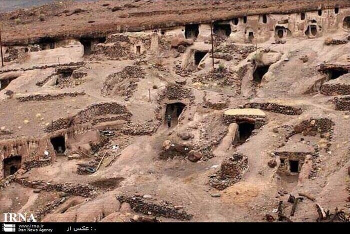 مسجد تاریخی روستای جهانی میمند مرمت شد