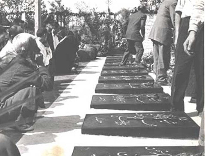 ترس شاه از جنازه مصدق