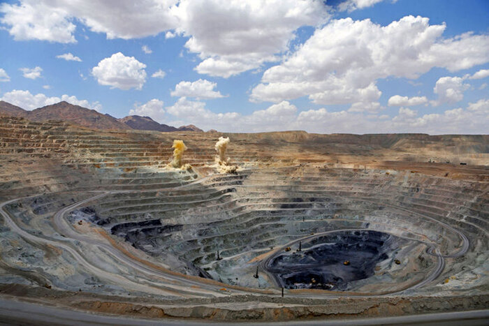 نجات معادن راکد و رشد تولیدات معدنی در خراسان رضوی