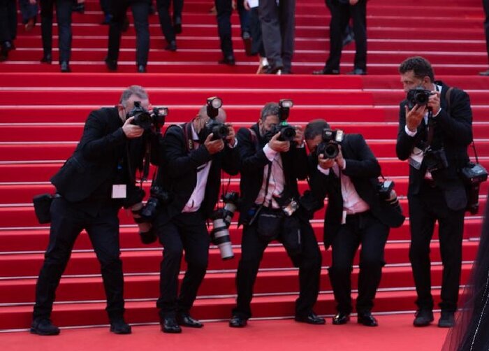 سلبریتیسازان علیه سلبریتی