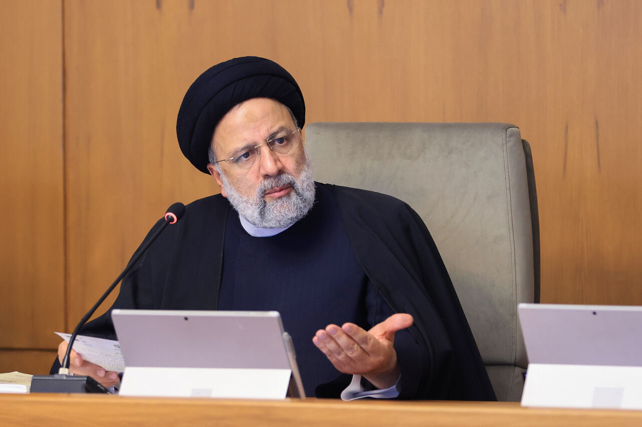 الرئيس الايراني يؤكد على الاهتمام بالتوازن في إعداد ميزانية العام المقبل الرئيس الايراني يؤكد على الاهتمام بالتوازن في إعداد ميزانية العام المقبل