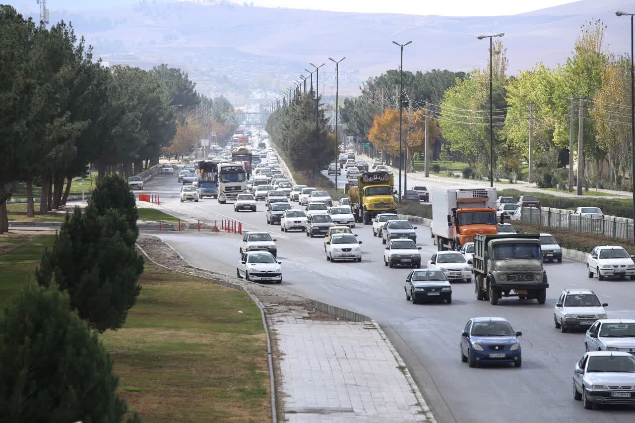 کاهش تصادفات در کمربندی شرقی - غربی کرمانشاه با همکاری شهرداری و پلیس