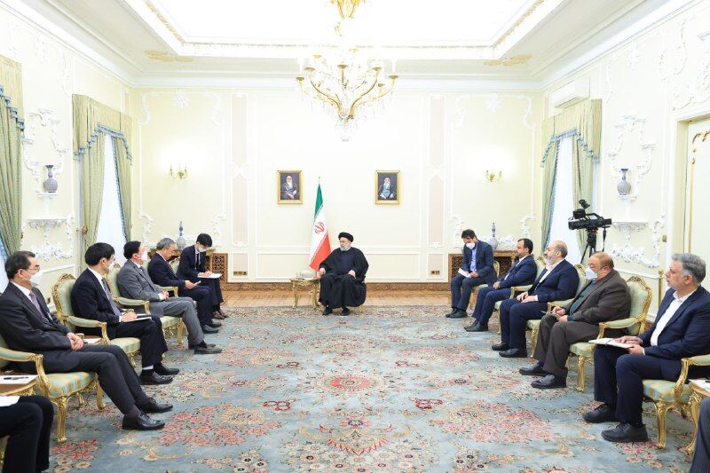 Raisi insiste en la implementación de los importantes acuerdos alcanzados en las reuniones anteriores entre los presidentes de Irán y China