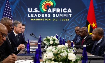 تکاپوی آمریکا برای جبران عقب ماندگی از رقیبان در آفریقا 