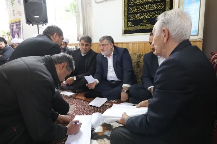 استاندار آذربایجانغربی: هیچ اولویتی بالاتر از خدمت رسانی به مردم نداریم