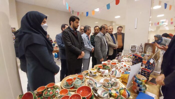 نمایشگاه "یلدای مهر" در ملایر گشایش یافت