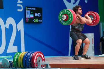 Championnat du monde d'haltérophilie 2022 : Le représentant d’Iran, Mahdi Karami, remporte la médaille d'argent 