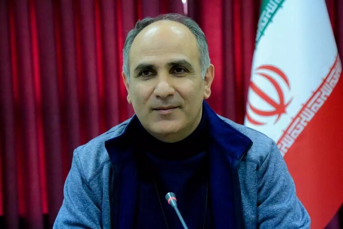 شرکتهای دانشبنیان می توانند بار اشتغال را به دوش بکشند/درحوزه علم خام فروشی میکنیم