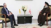 دیدار سفیر سوریه در لبنان با سید حسن نصرالله