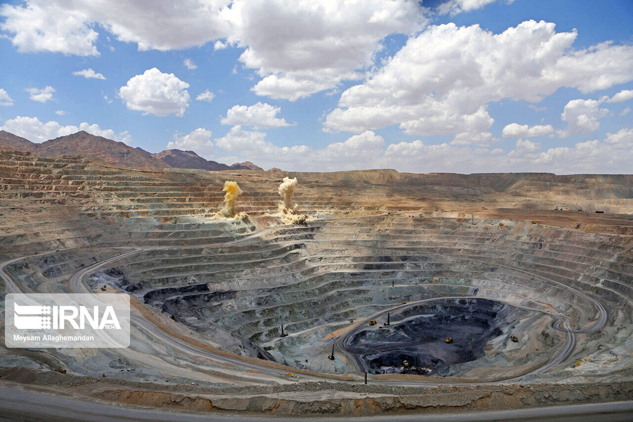 ارزش صادرات بخش معدن فارس ۱۲۸ درصد افزایش یافت
