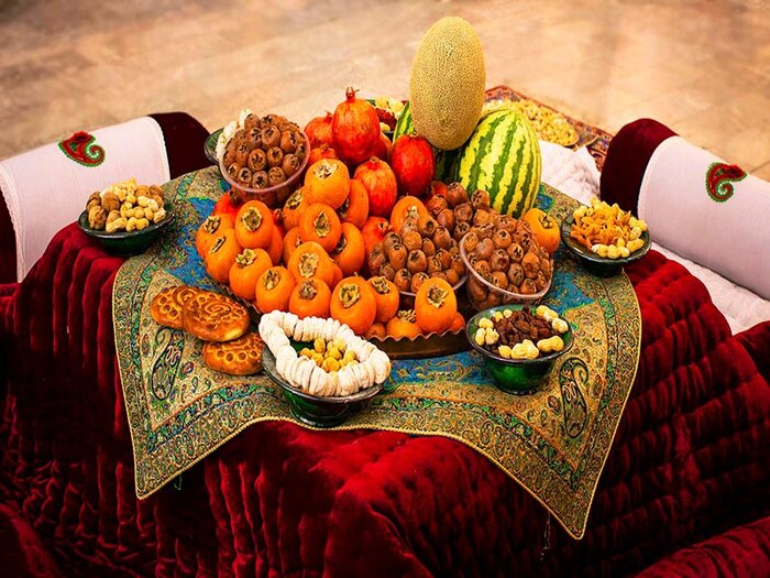 آیینها و خاطرههای کهن یلدایی در خاستگاه خورشید