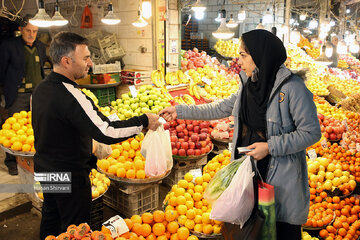 Iranian people preparing for Yalda night