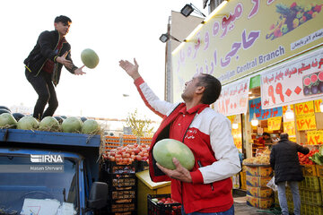 Iranian people preparing for Yalda night