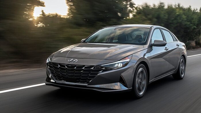 نخستین خودروهای وارداتی که راهی جادههای ایران میشوند، کدامند؟