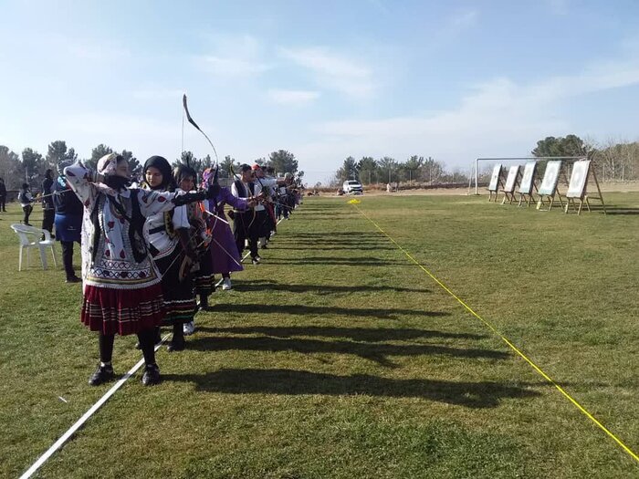 مسابقات کمان سنتی قهرمانی کشور در نیشابور برگزار شد