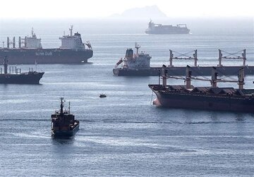 ژاپن پرداخت غرامت به کشتی های در حال تردد در آب های روسیه و اوکراین را متوقف می کند