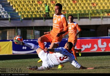 مصاف تراکتور با مس کرمان برای حفظ رده پنجم جدول