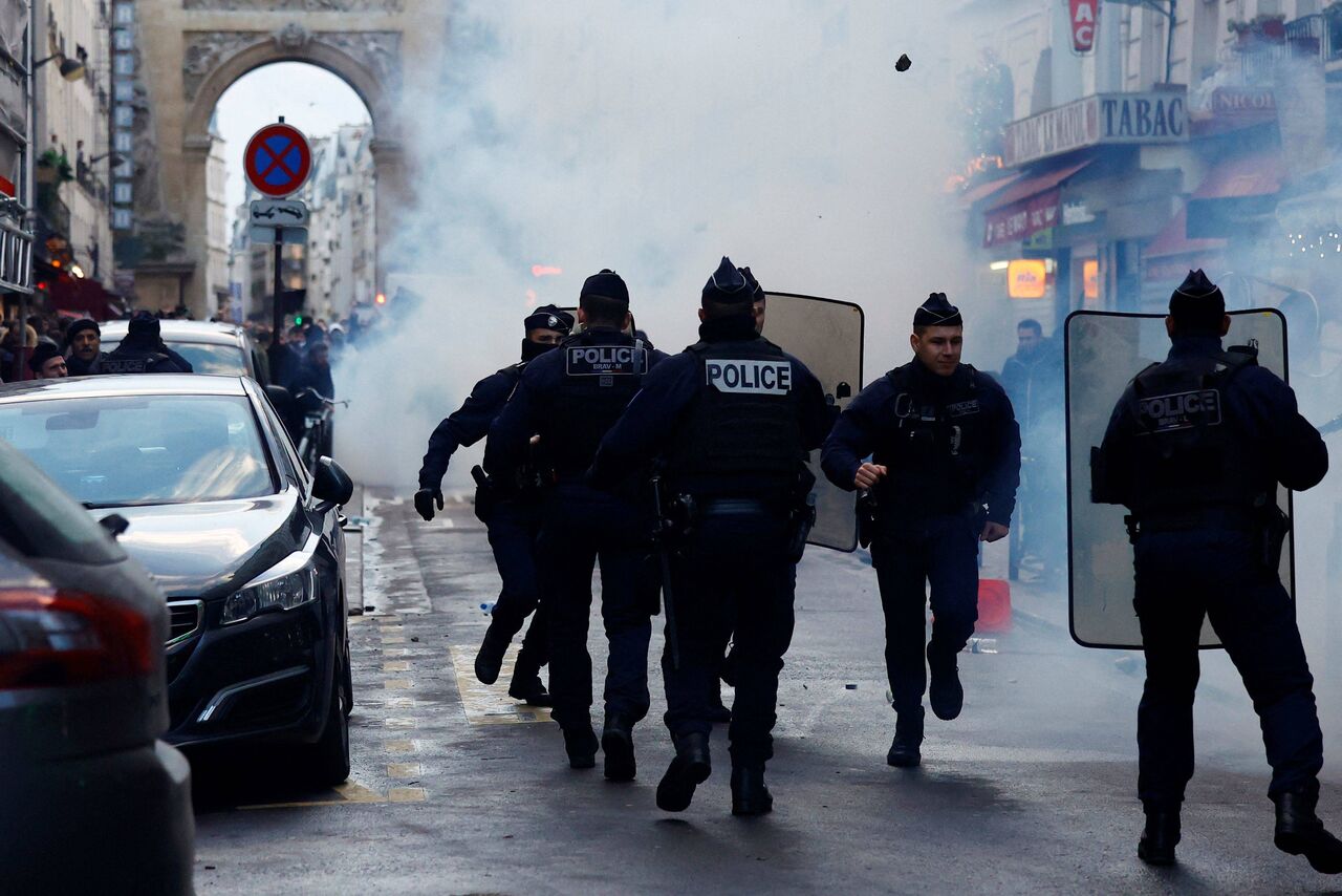 La police française continue les répressions contre les Kurdes