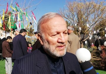 متکی: ملت ایران هر حرکت مغایر با مسیر انقلاب را نفی می‌کند