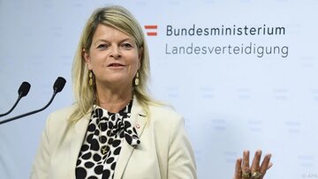 وزیر دفاع اتریش: اروپا برای قطعی گسترده برق آماده باشد