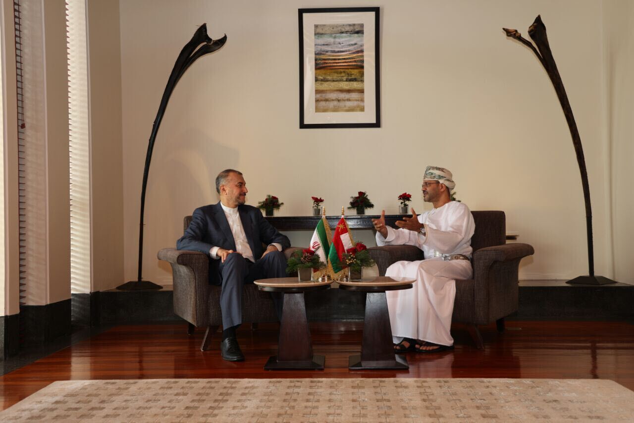 امیرعبداللہیان نے عمان کے وزیر خارجہ سے ملاقات کی