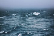 هواشناسی قشم: مناطق دریایی استان هرمزگان امروز مواج است
