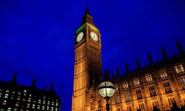 پرده‌برداری از فساد اخلاقی نمایندگان پارلمان انگلیس در ماموریت‌های خارجی