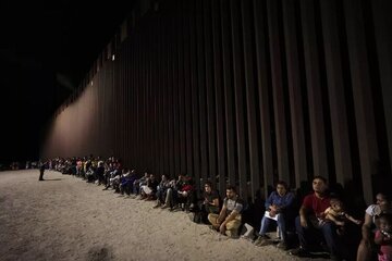 قانونگذار آمریکایی: بحران مهاجران در مرز مکزیک غیرانسانی است