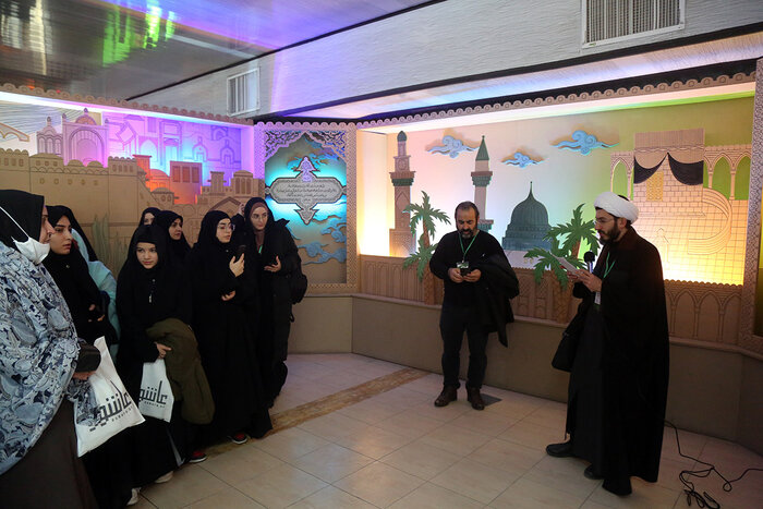 ۴۰ زائر مسلمان از کشور بلژیک در حرم مطهر حضرت معصومه (س) حضور یافتند