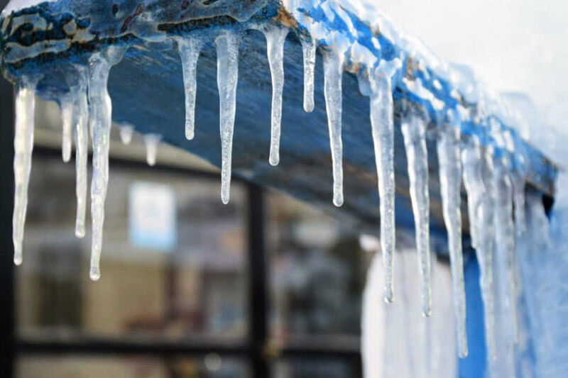 هواشناسی مازندران نسبت به آبگرفتگی معابر عمومی و یخبندان شبانه هشدار داد