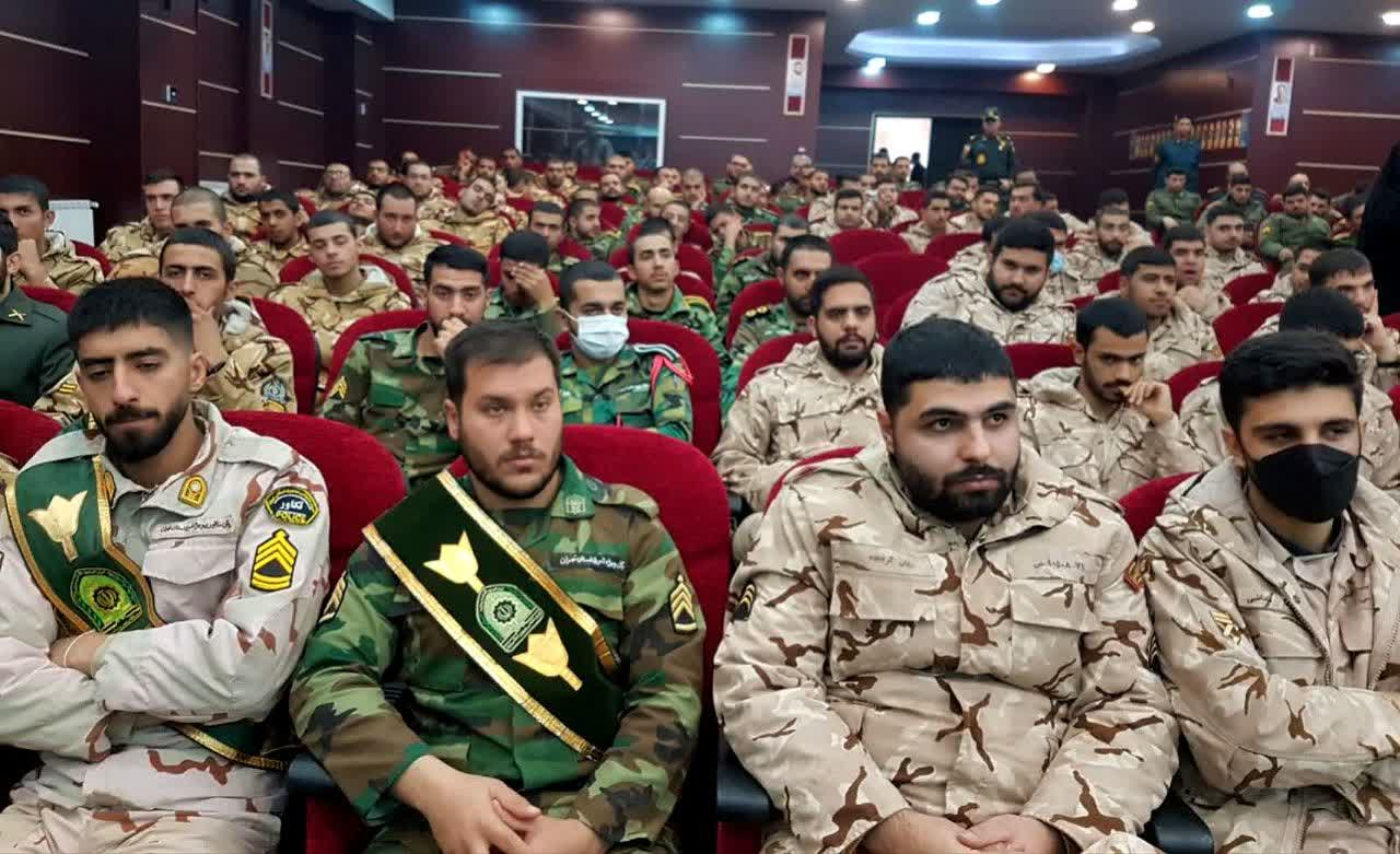 فرمانده انتظامی شرق تهران :سربازان رکن اصلی تأمین امنیت پایدار در کشور هستند