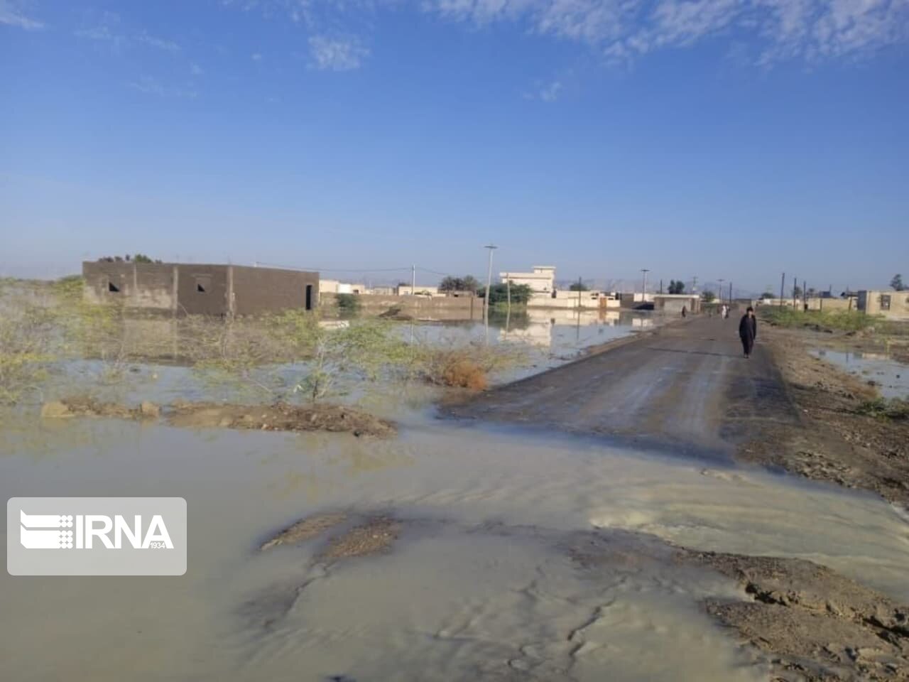 سیلاب چهار مسیر اصلی و روستایی در جنوب سیستان و بلوچستان را بست