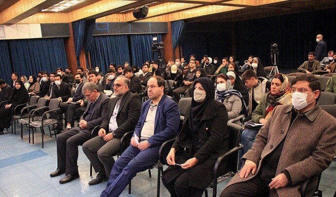 اعلام آمادگی دانشگاه تهران برای پذیرش دانشجویان دختر افغانستانی/تخفیف شهریه تا ۲۰ درصد