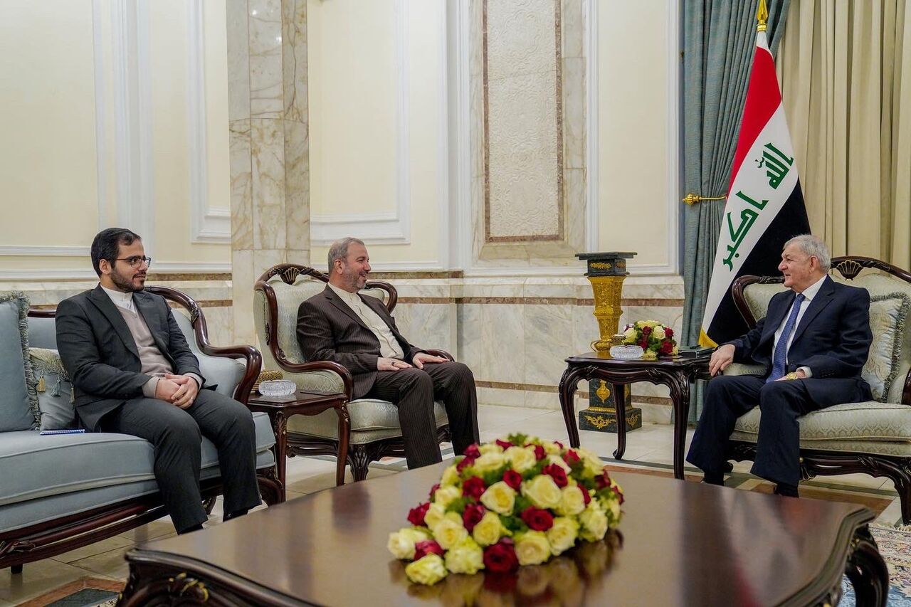 Iran, Iraq discuss latest political, security development 