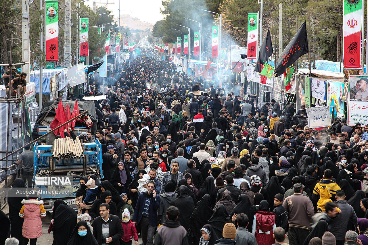 ۱۴۰ هزار زائرِ مرقد سپهبد شهید سلیمانی به کرمان سفر کردند