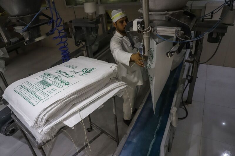 رکورد روزانه تصفیه و تولید شکر در کشت و صنعت نیشکر امیرکبیر خوزستان شکسته شد