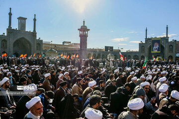 People of Qom gather in support of Velayat authority