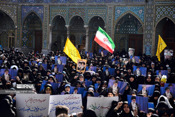 People of Qom gather in support of Velayat authority