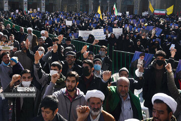 People of Qom gather in support of Velayat authority