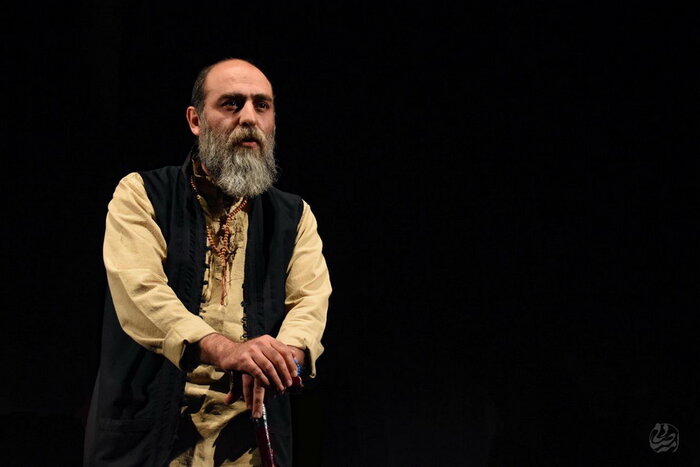 تئاتر منطقهای فرصتی برای رُخنمایی گروههای بینامونشان است