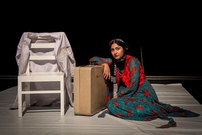 تئاتر منطقهای فرصتی برای رُخنمایی گروههای بینامونشان است