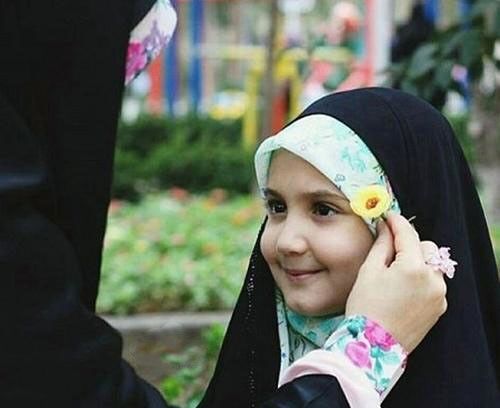 دشمن سال‌هاست استقلال هویتی و فرهنگی زن مسلمان ایرانی را نشانه گرفته است